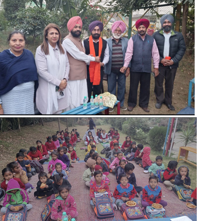80 स्कूली विद्यार्थियों को कोट, बैग व बूट वितरित किये गये